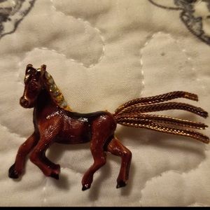 Nice, vintage, costume, horse brooch